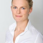 Portraitbild von TCM-Ärztin Dr. Elisabeth Wiesbauer-Hillebrand