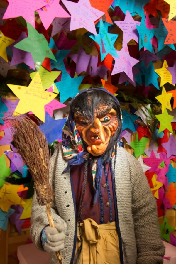 Weihnachtspostamt_Hexe_Wunschsterne